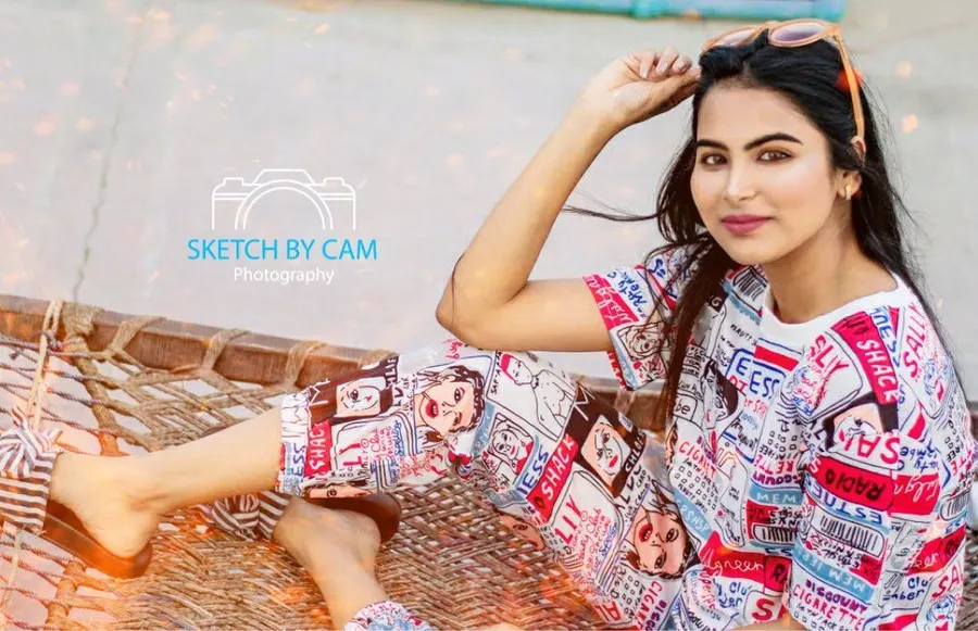 Peace begins with a smile.
.
. .
In frame : unicobella PC : sketchbycam. Photograph by Sketch by Cam.