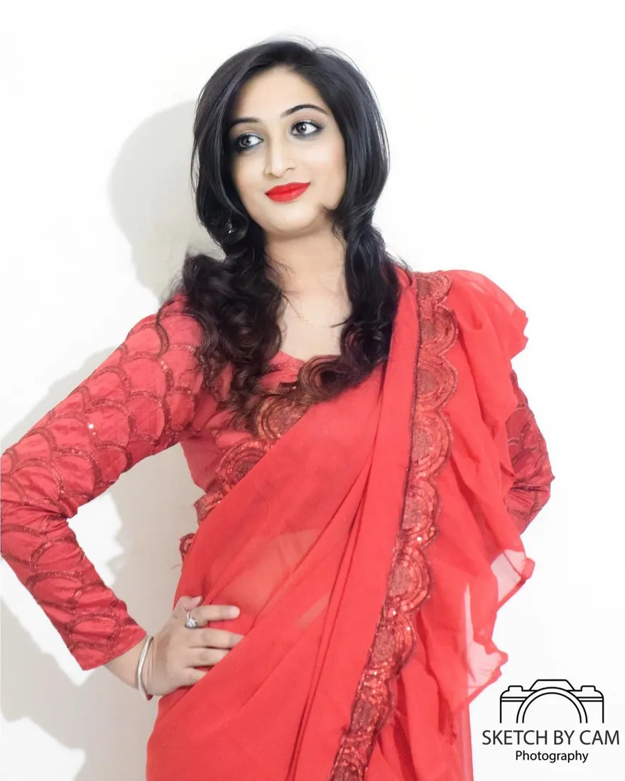A saree is not just a garment. It’s a power, an identity, a language.
.
Swipe to see edited one
.
.
In frame : anusha_verma_29 PC : sketc…. Photograph by Sketch by Cam.