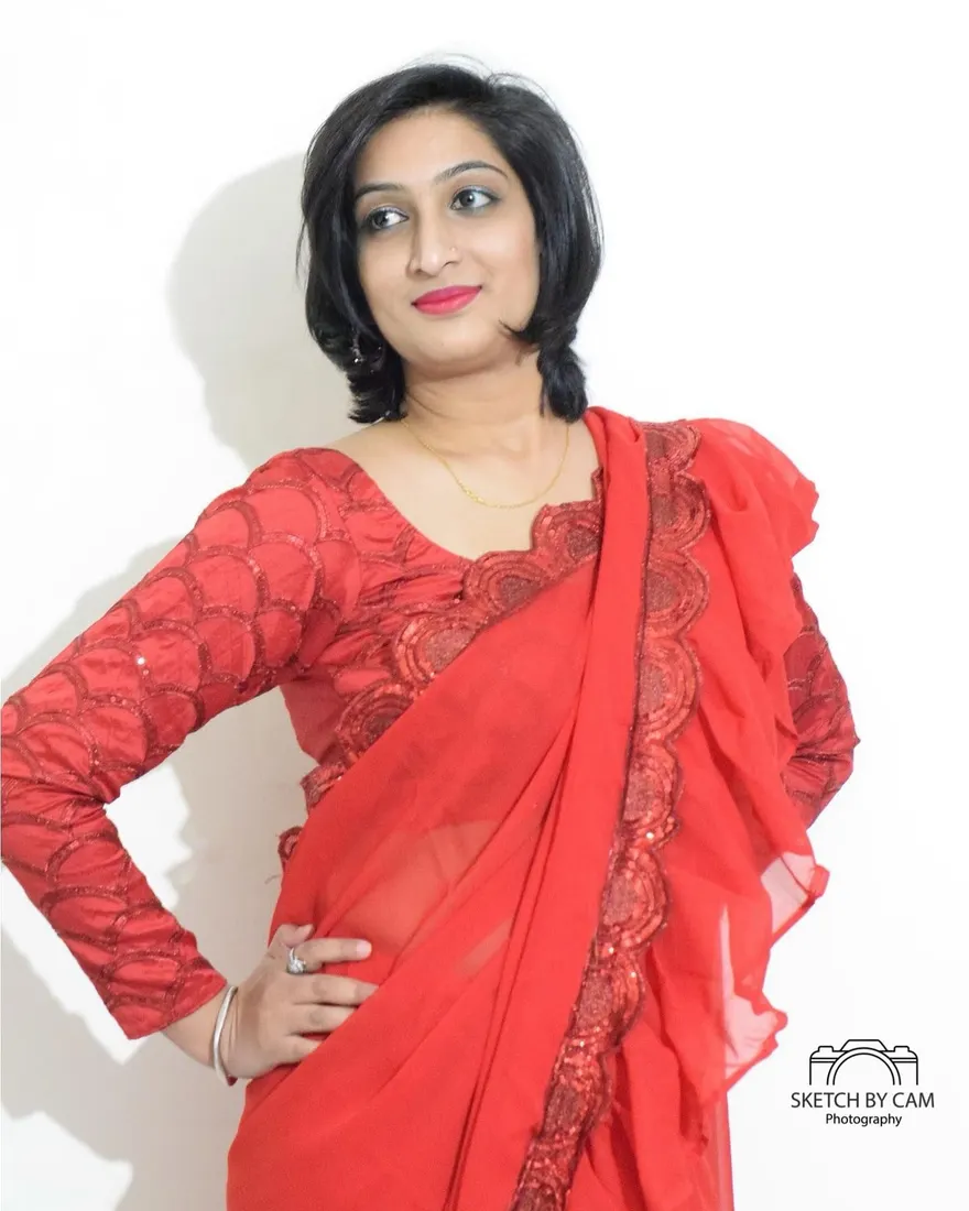 A saree is not just a garment. It’s a power, an identity, a language.
.
Swipe to see edited one
.
.
In frame : anusha_verma_29 PC : sketc…. Photograph by Sketch by Cam.