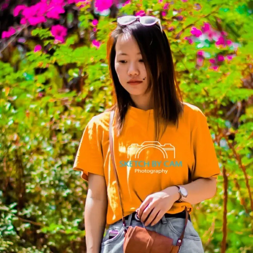 Happy girls are the prettiest.
.
.
.
PC : sketchbycam. Photograph by Sketch by Cam.
