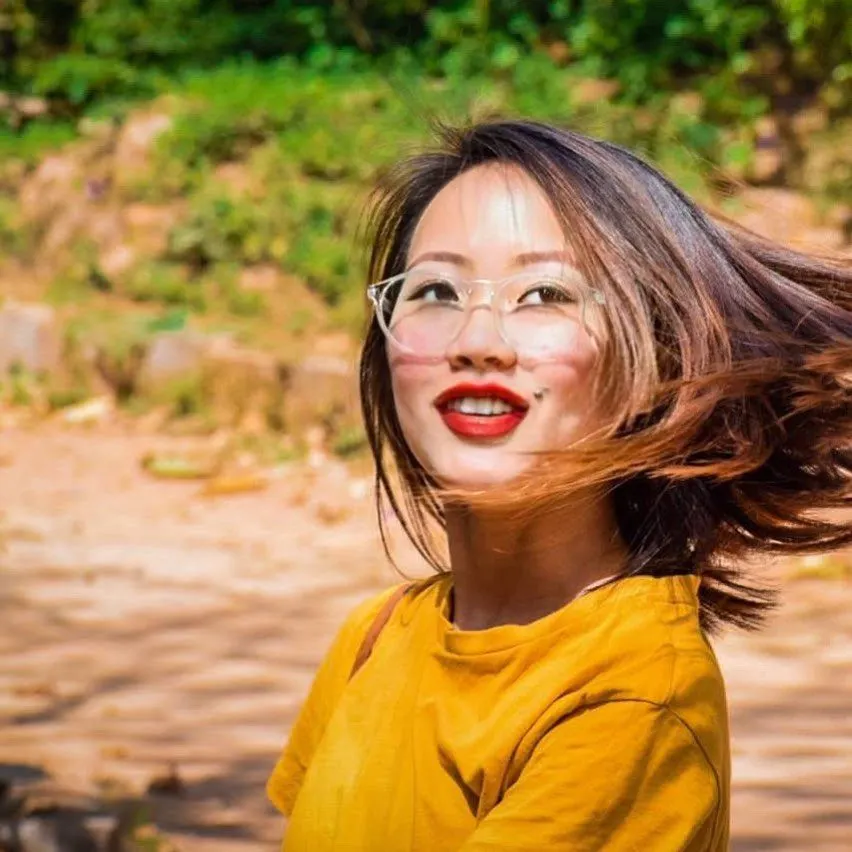Candid
.
.
.
PC : sketchbycam. Photograph by Sketch by Cam.