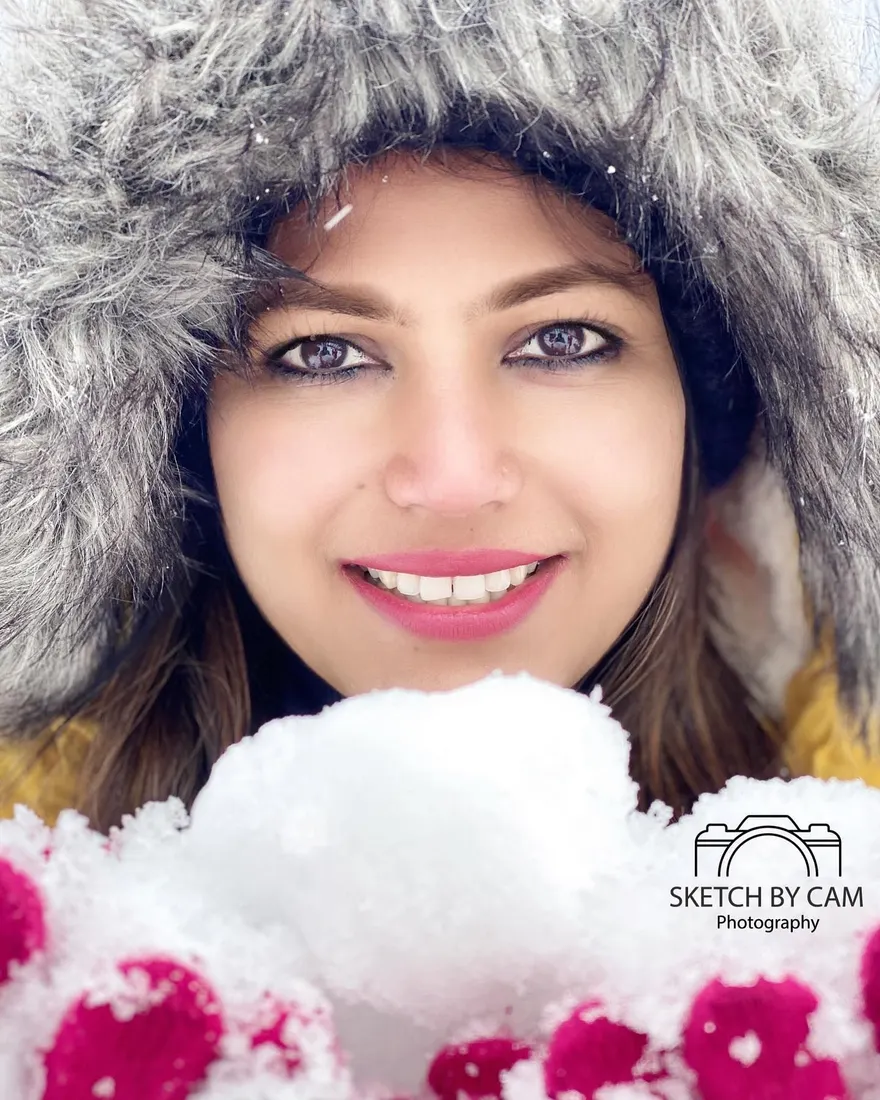 Another shot
.
.
.
In frame : priyankakhushbu PC : sketchbycam Retouched: sketchbycam portraitpage .
.
iphone11fans himalaya_resort. Photograph by Sketch by Cam.