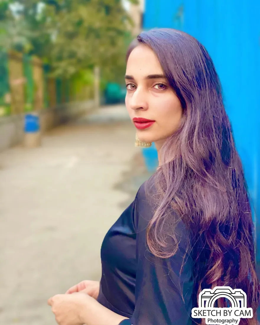 Be Inspired, But Don't Copy.
. Shot on the phone .
.
.
.
In frame : satrupa_arora .
pinakibyritika PC : sketchbycam. Photograph by Sketch by Cam.