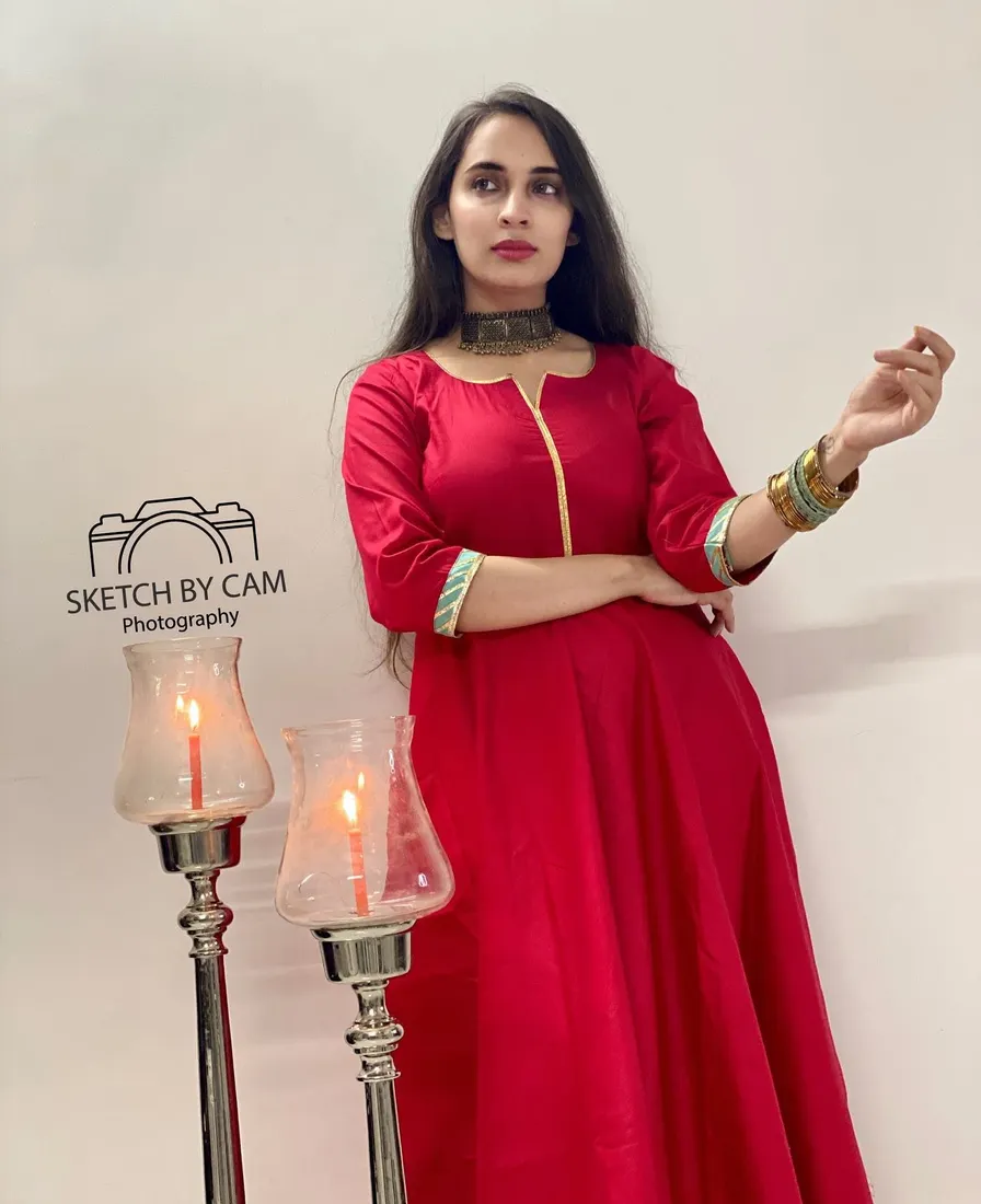 Be yourself, there's no one better. .
.
.
In frame : satrupa_arora PC : sketchbycam .
. outfit by pinakibyritika. Photograph by Sketch by Cam.