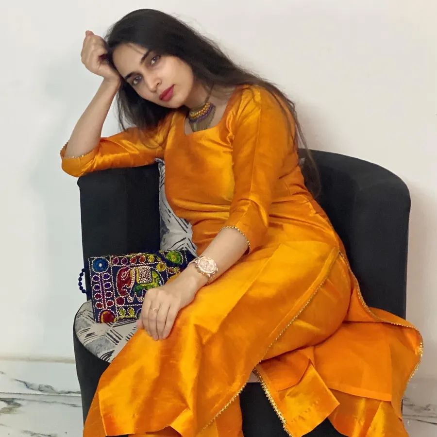 Orange .
.
.
.
In frame : satrupa_arora PC : sketchbycam .
. outfit by pinakibyritika. Photograph by Sketch by Cam.