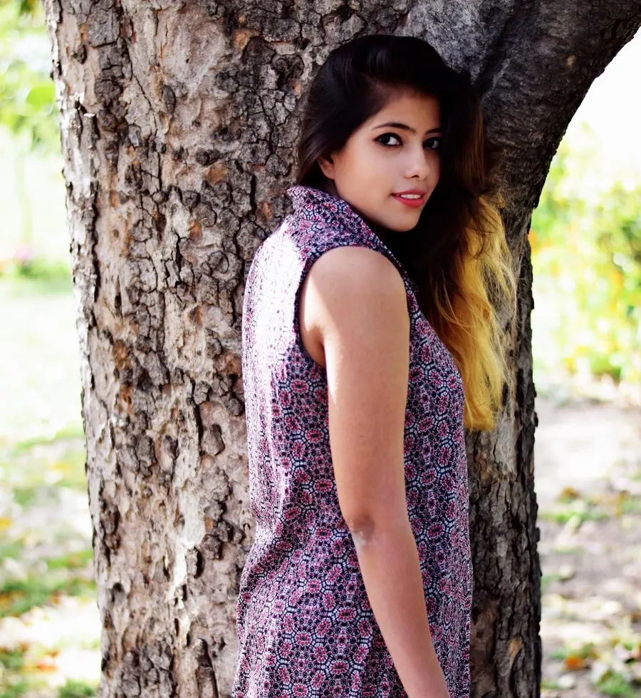 Sassy, classy
.
.
.
In frame : sakshikukreja414 .
PC : sketchbycam. Photograph by Sketch by Cam.