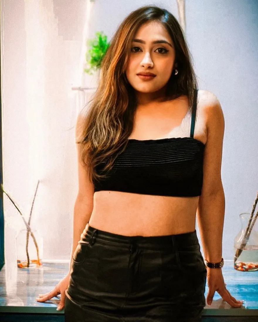 In a world full of trends, want to remain a classic.”. Photograph by Sketch by Cam.